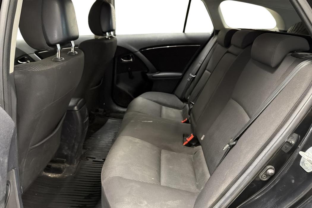 Toyota Avensis 2009