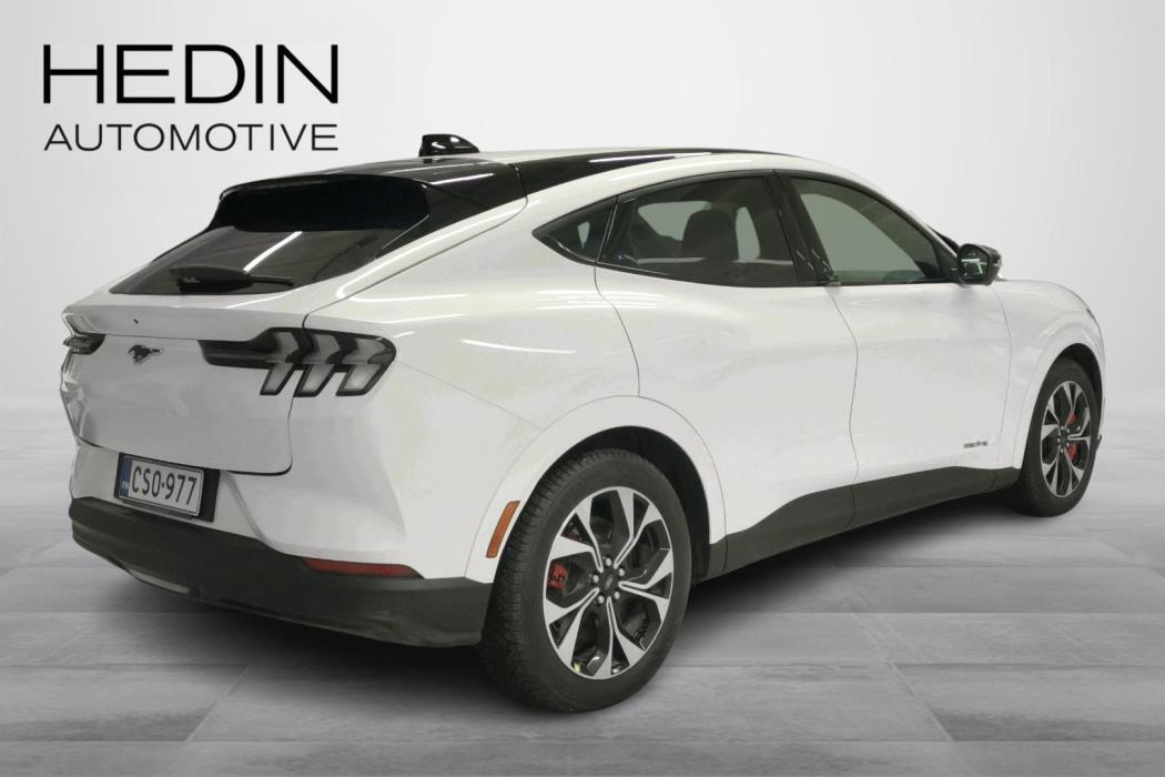 Ford Mustang Mach-E 2025