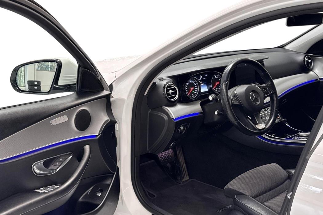 Mercedes-Benz E 2016