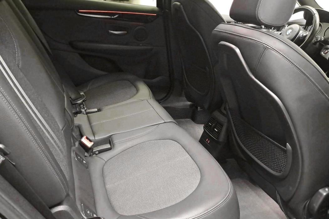 BMW 218 2022