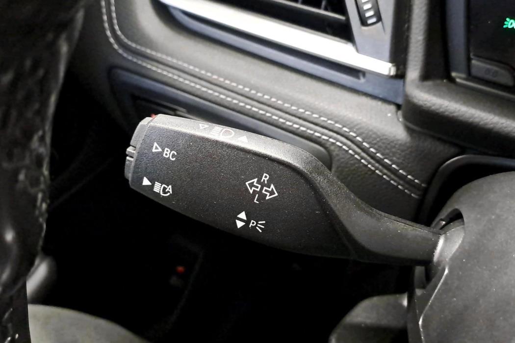 BMW 218 2022
