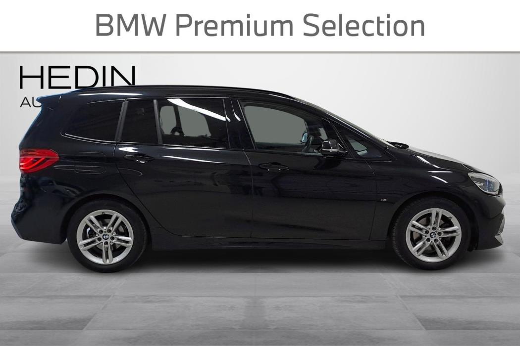 BMW 218 2022