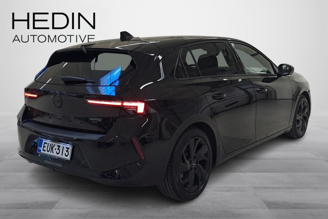 Opel Astra 2022