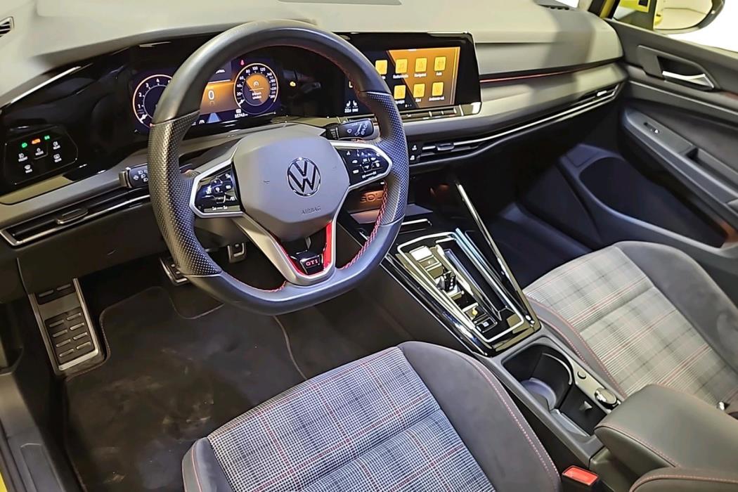 Volkswagen Golf 2023