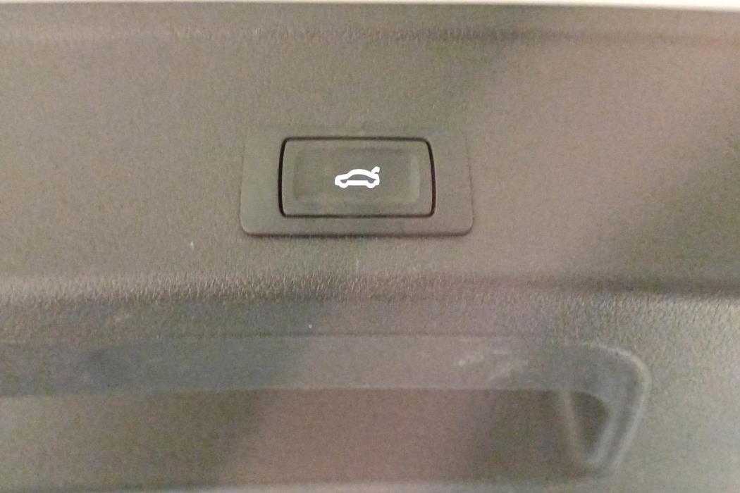 Audi A4 allroad quattro 2016