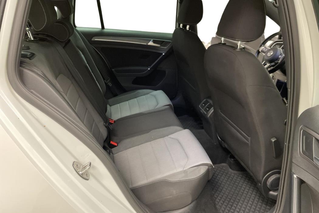 Volkswagen Golf 2016