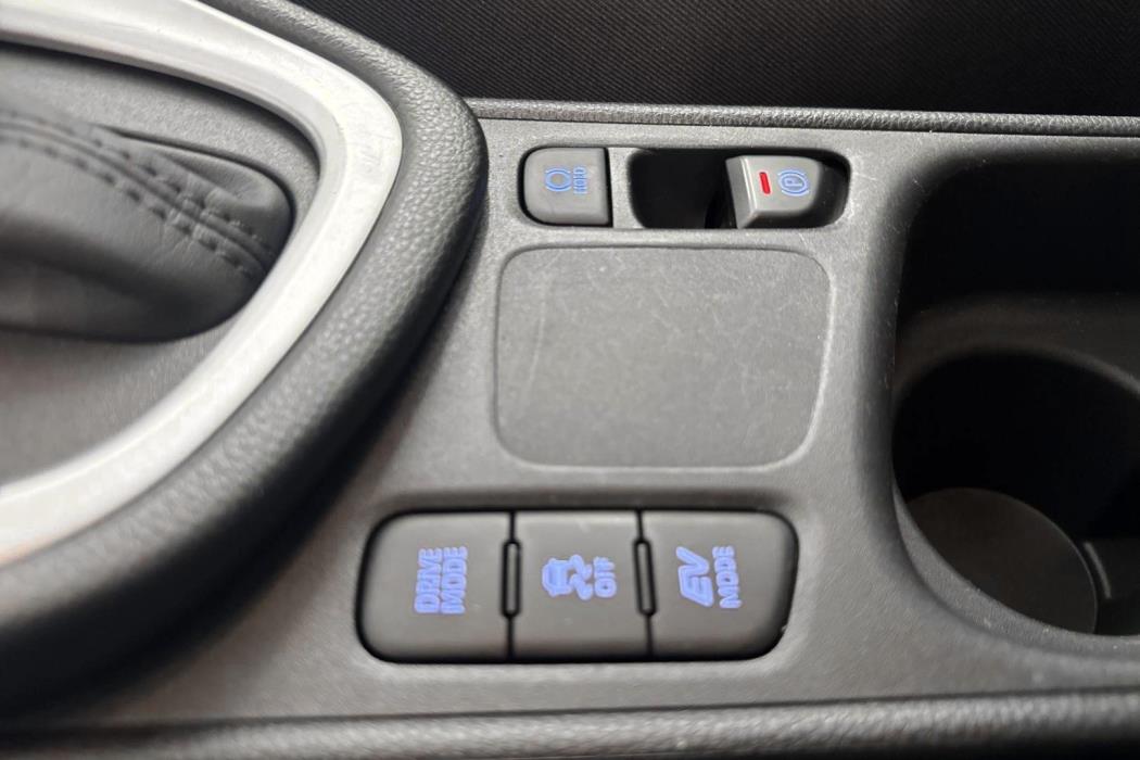 Mazda Mazda2 Hybrid 2024