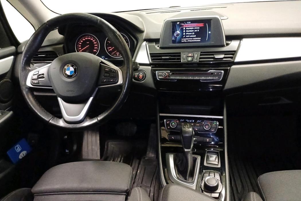 BMW 218 2016