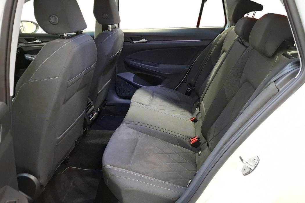 Volkswagen Golf 2021