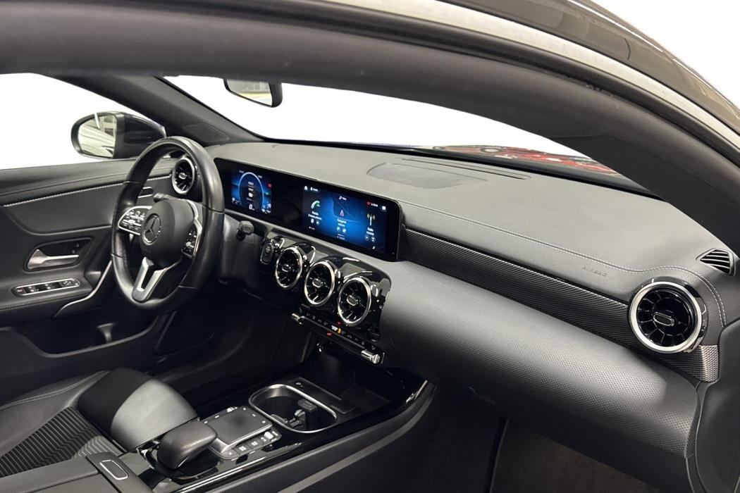 Mercedes-Benz CLA 2022