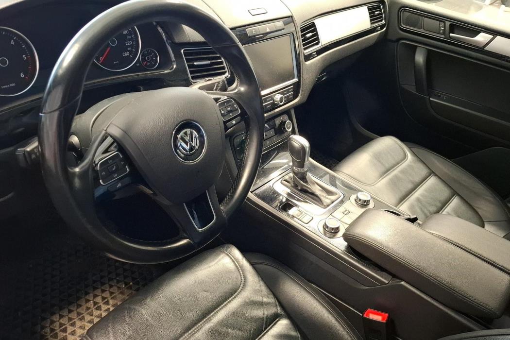 Volkswagen Touareg 2014