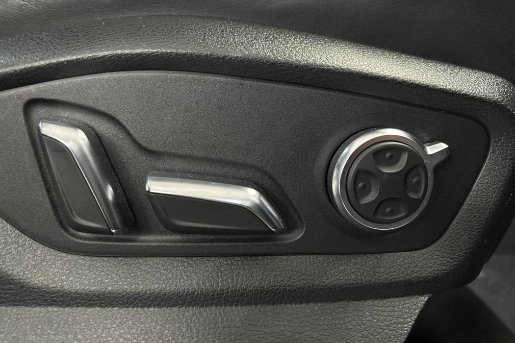 AUDI Q7 2015