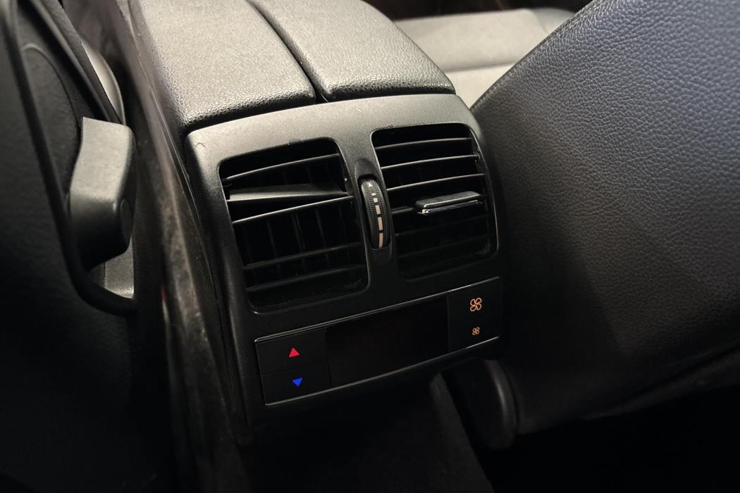 Mercedes-Benz C 2008