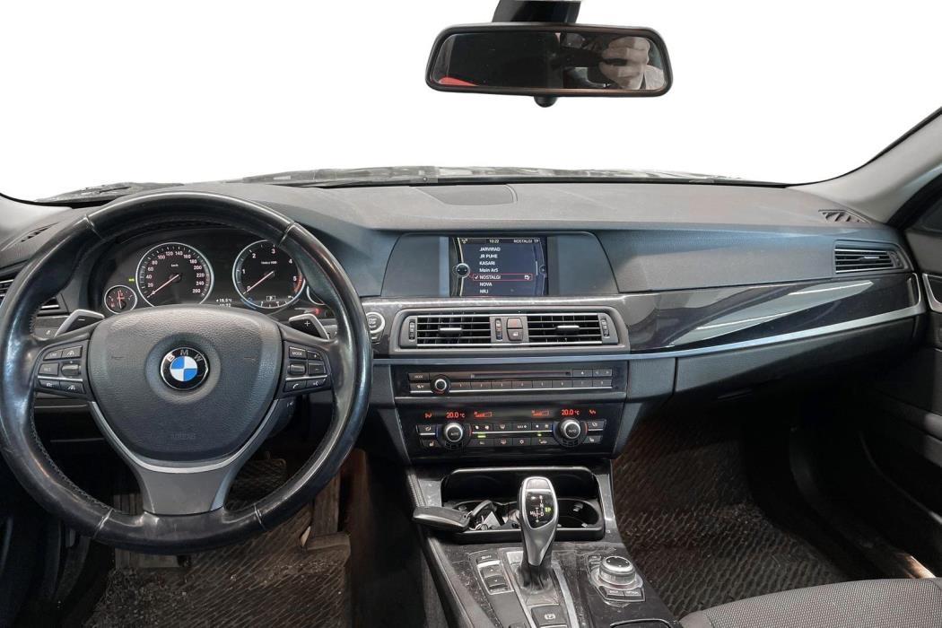 BMW 520 2011