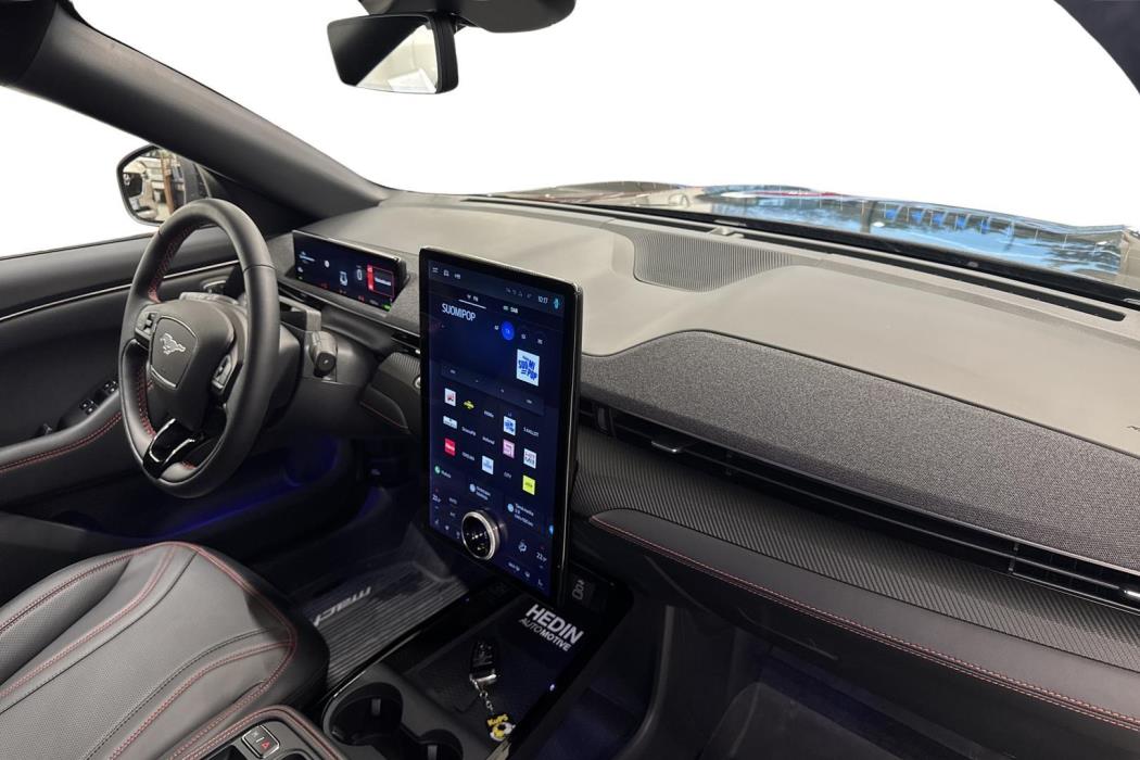 FORD Mustang Mach-E 2025