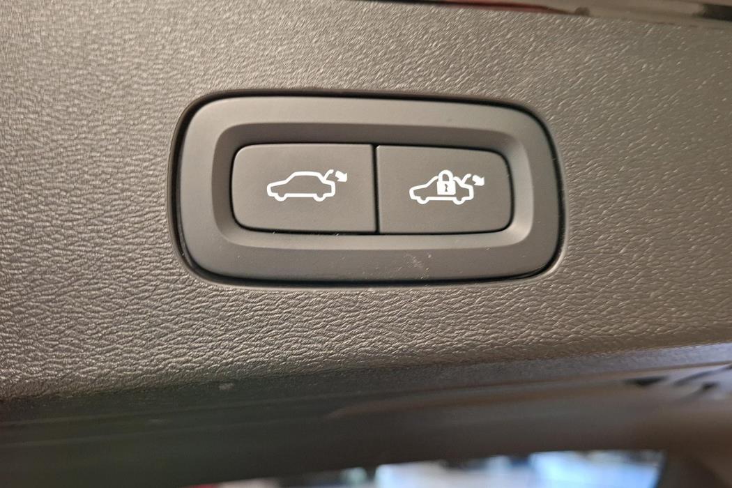 Volvo V60 2023