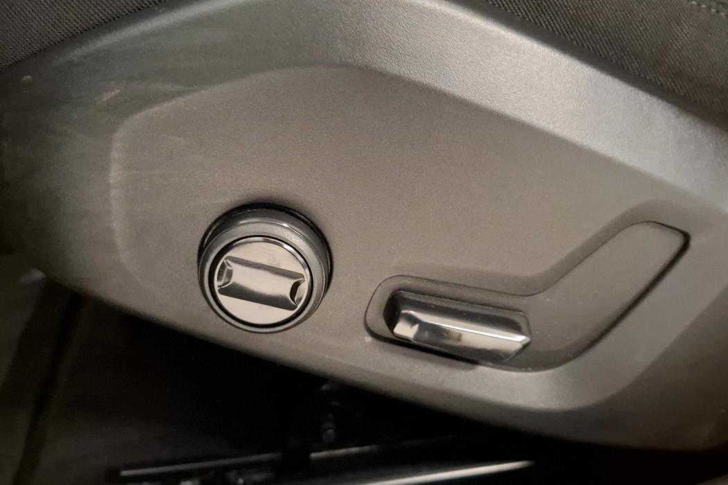 Volvo V60 2023