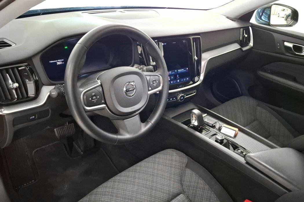 Volvo V60 2023
