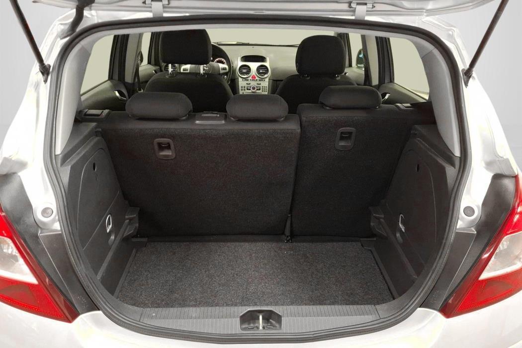 OPEL CORSA 2011