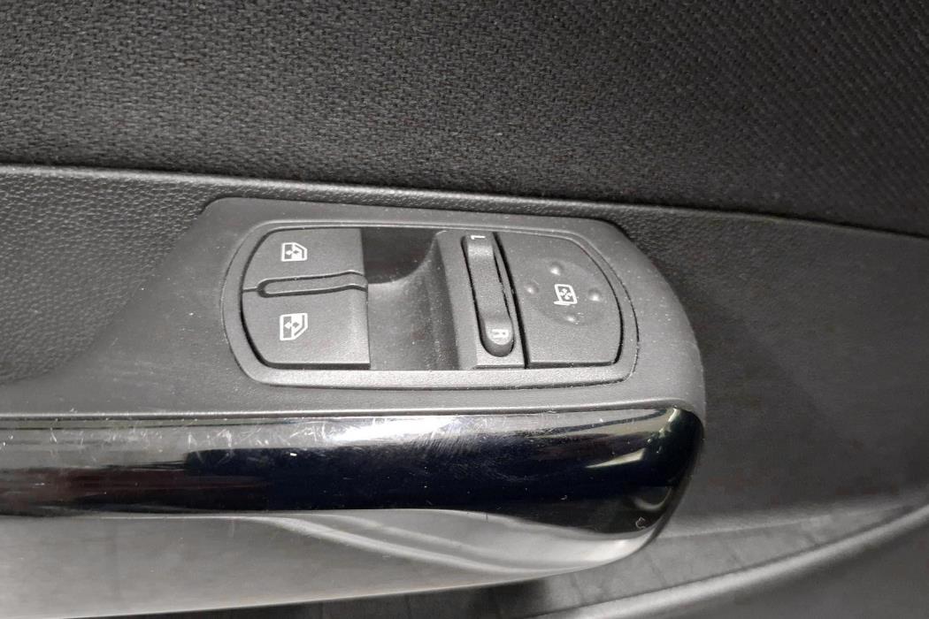 OPEL CORSA 2011