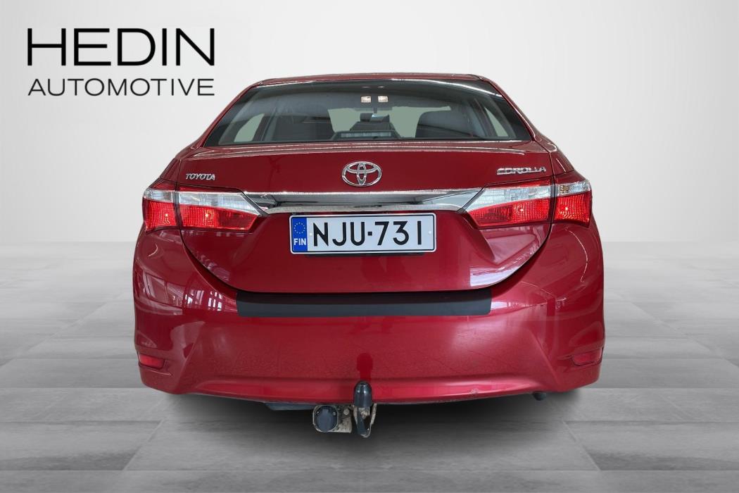 Toyota Corolla 2015