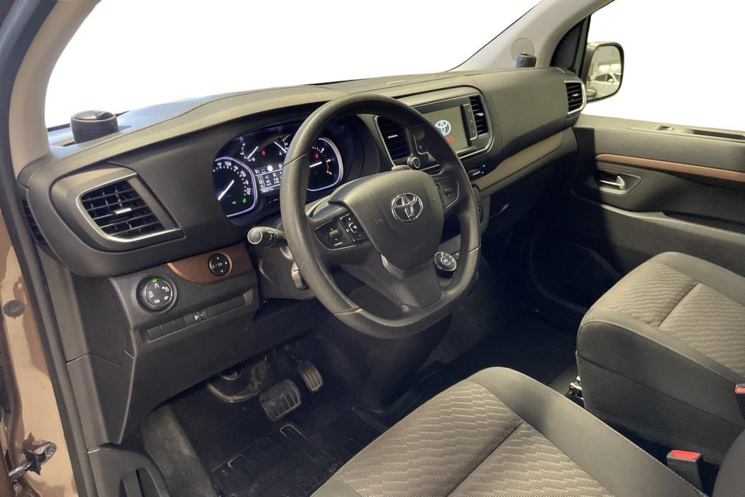Toyota Proace Verso 2017