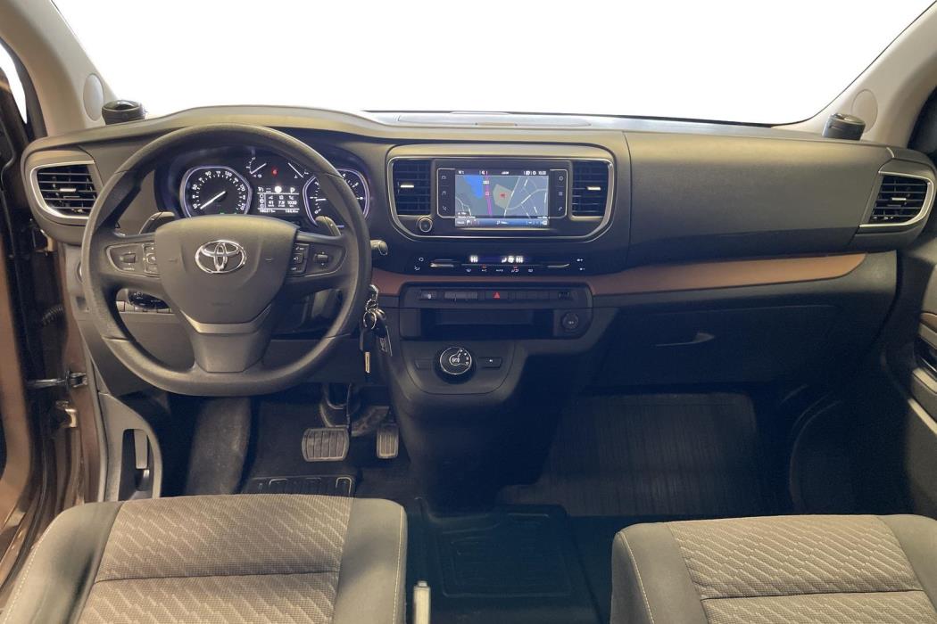 Toyota Proace Verso 2017