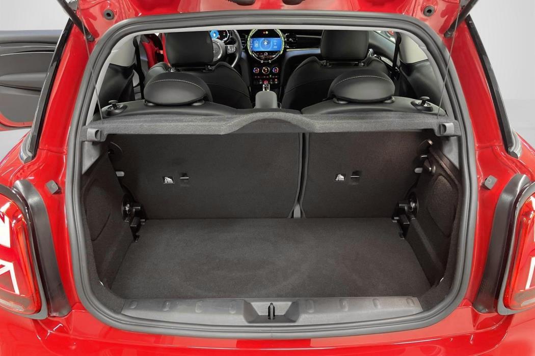 MINI Hatchback 2024