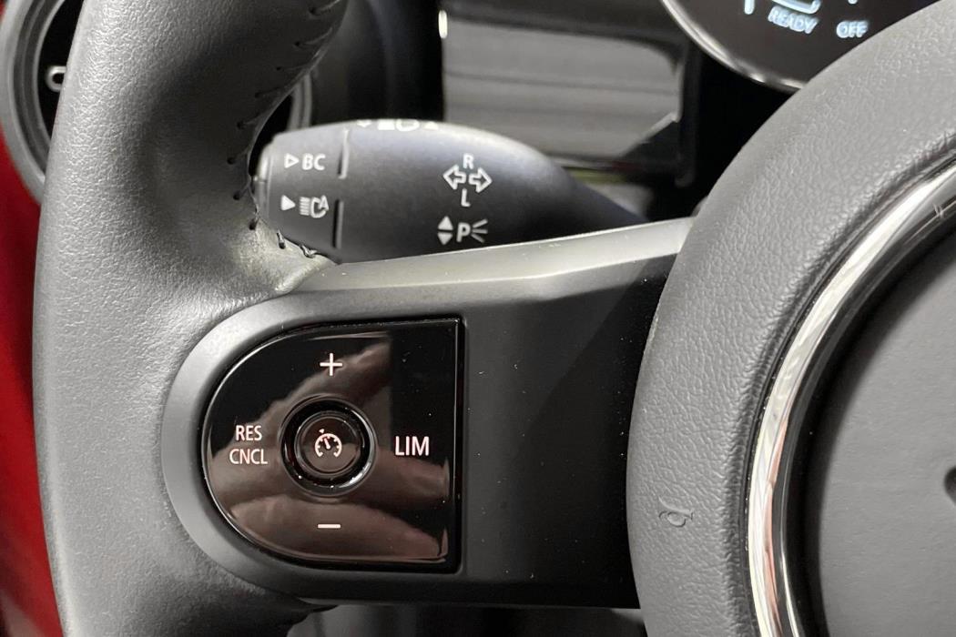 MINI Hatchback 2024