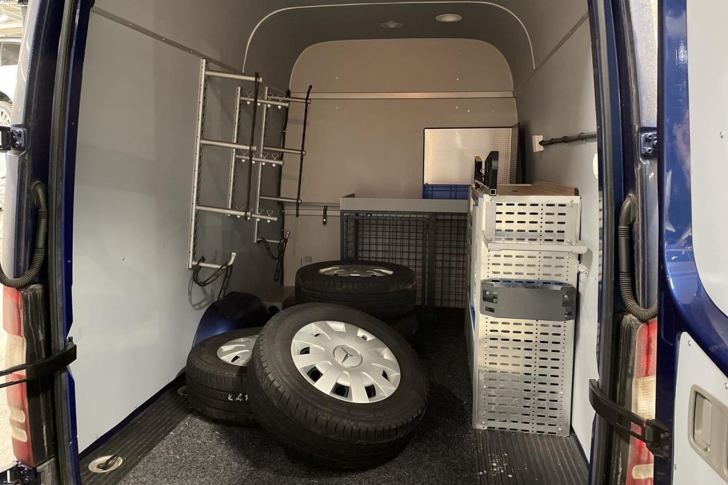 Mercedes-Benz Sprinter 2013