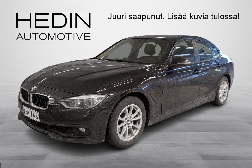 BMW 330 2016