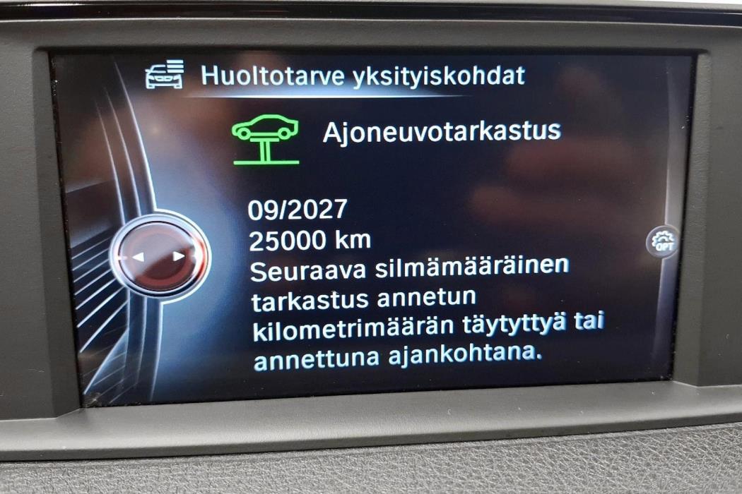 BMW 330 2016