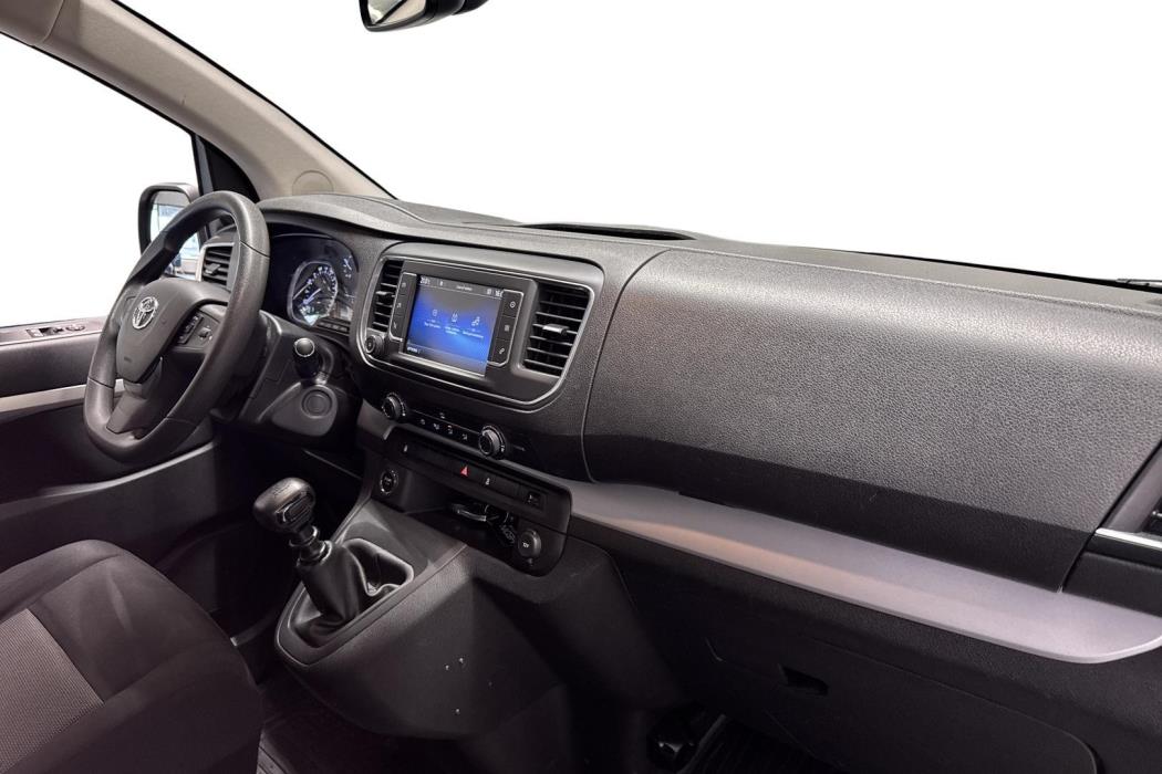 Toyota Proace Verso 2017