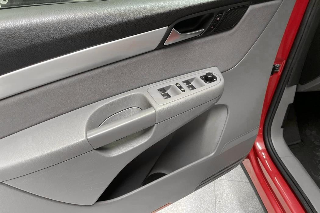 Seat Alhambra 2015