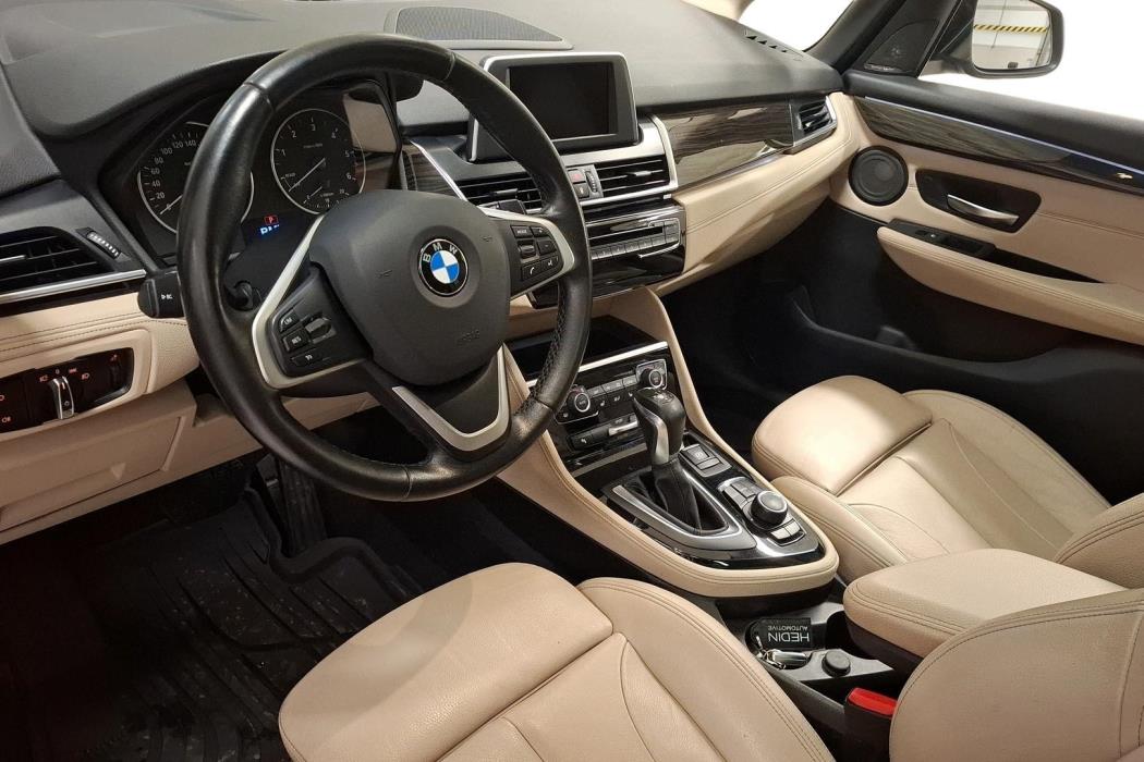 BMW 220 2015