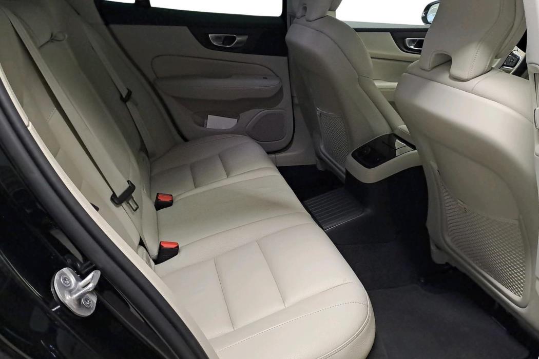 Volvo V60 2022