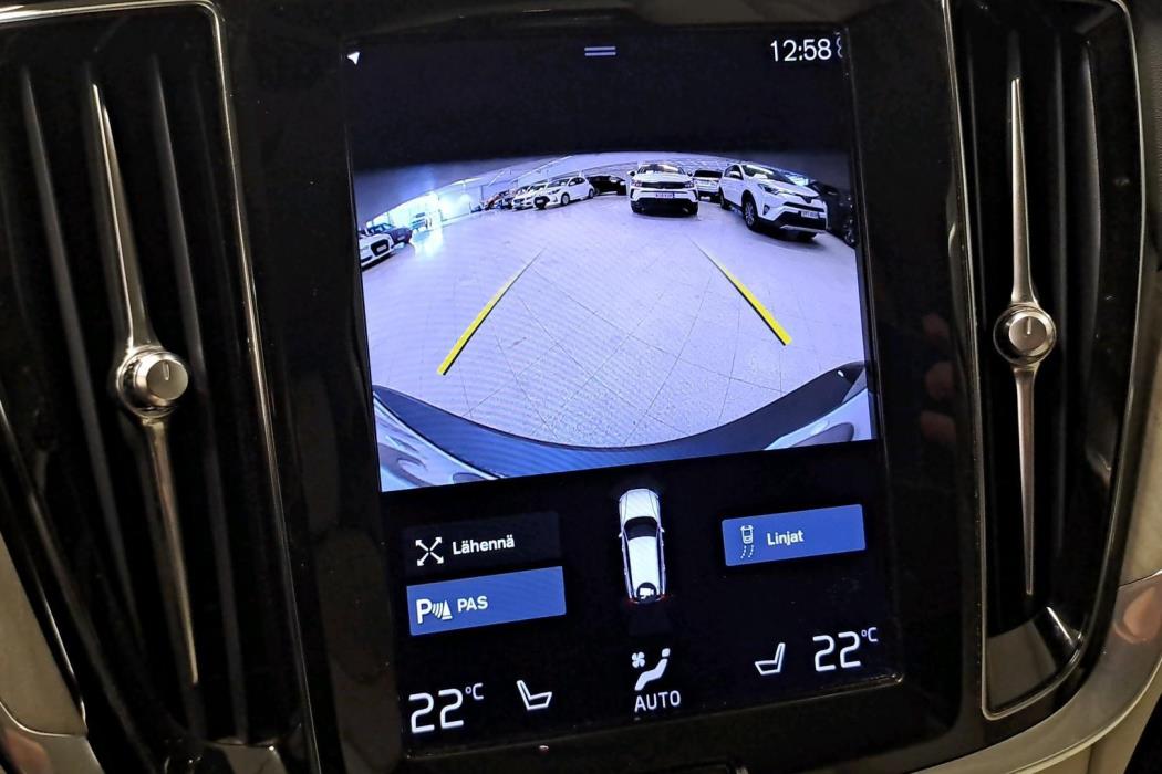 Volvo V60 2022