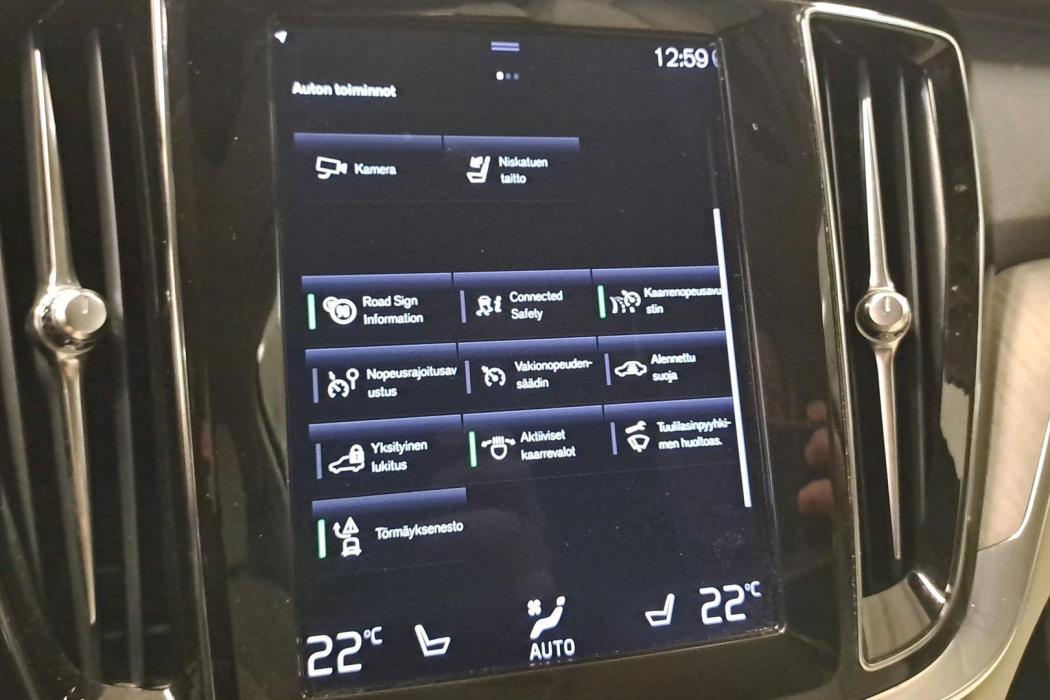 Volvo V60 2022