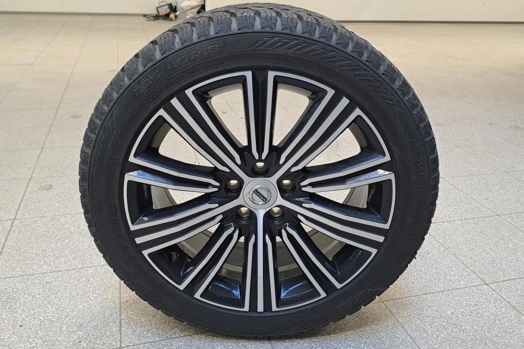 Volvo V60 2022