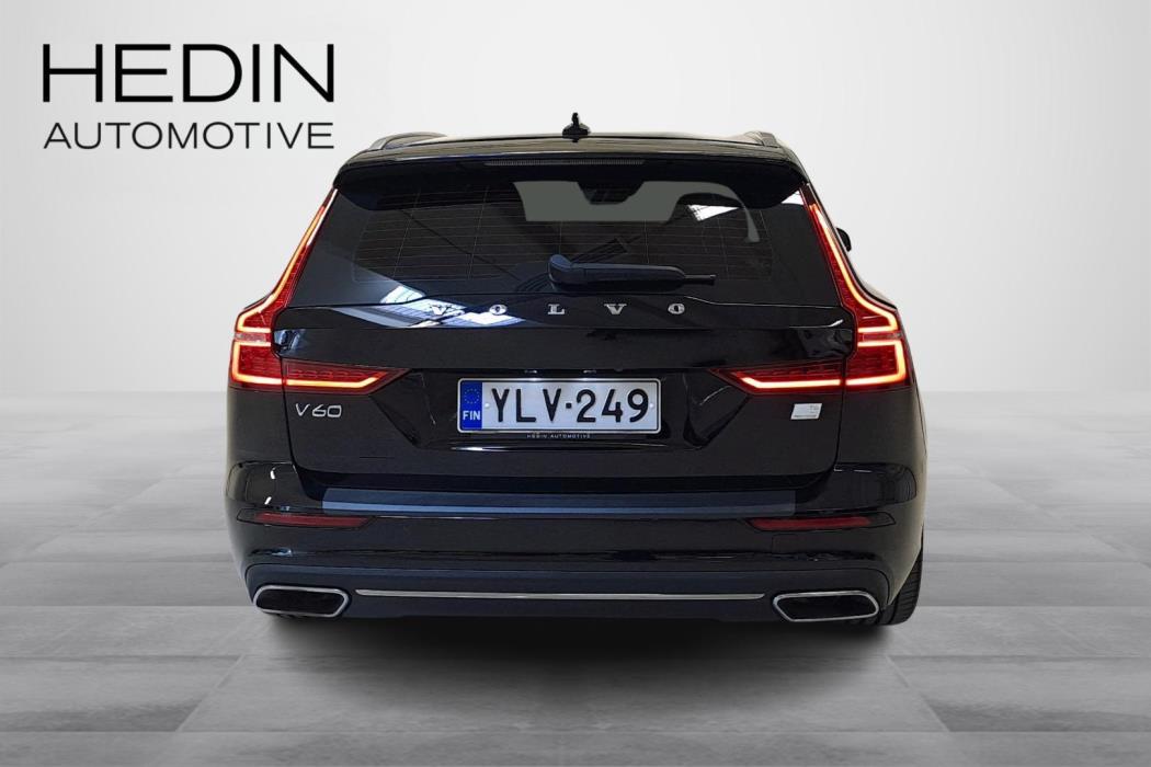 Volvo V60 2022