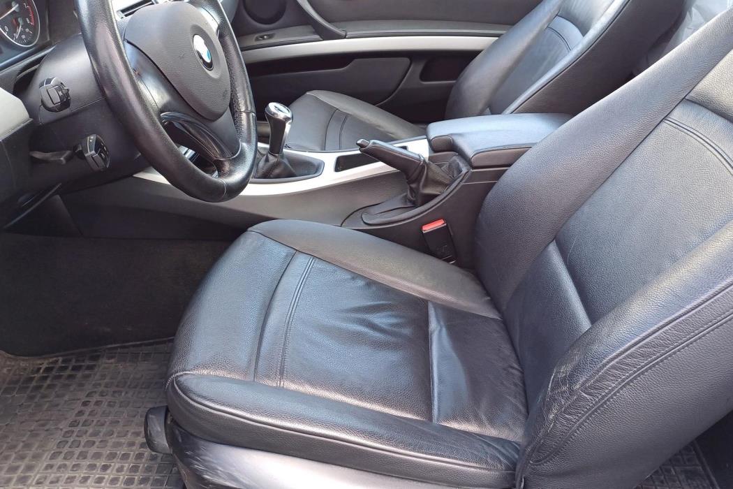 BMW 325 2007