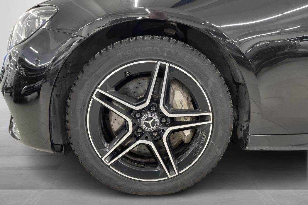 MERCEDES-BENZ E 2021