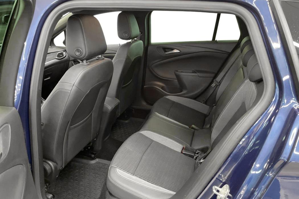 OPEL ASTRA 2021