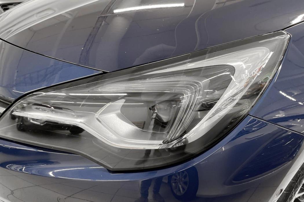 OPEL ASTRA 2021