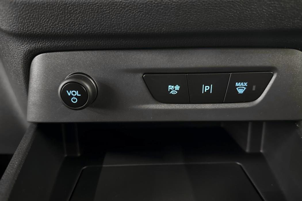 Ford Transit Courier 2025