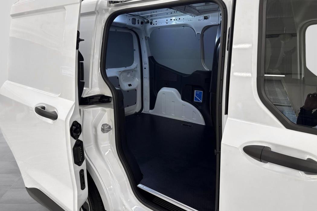 Ford Transit Courier 2025