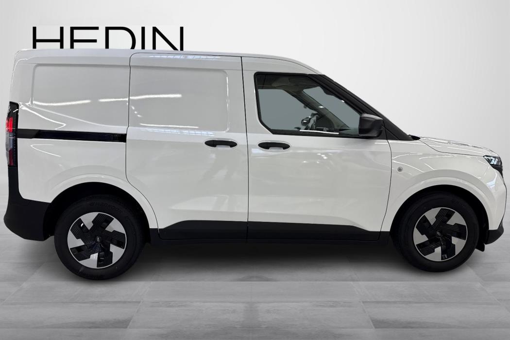 Ford Transit Courier 2025