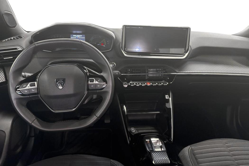 PEUGEOT e-2008 2023