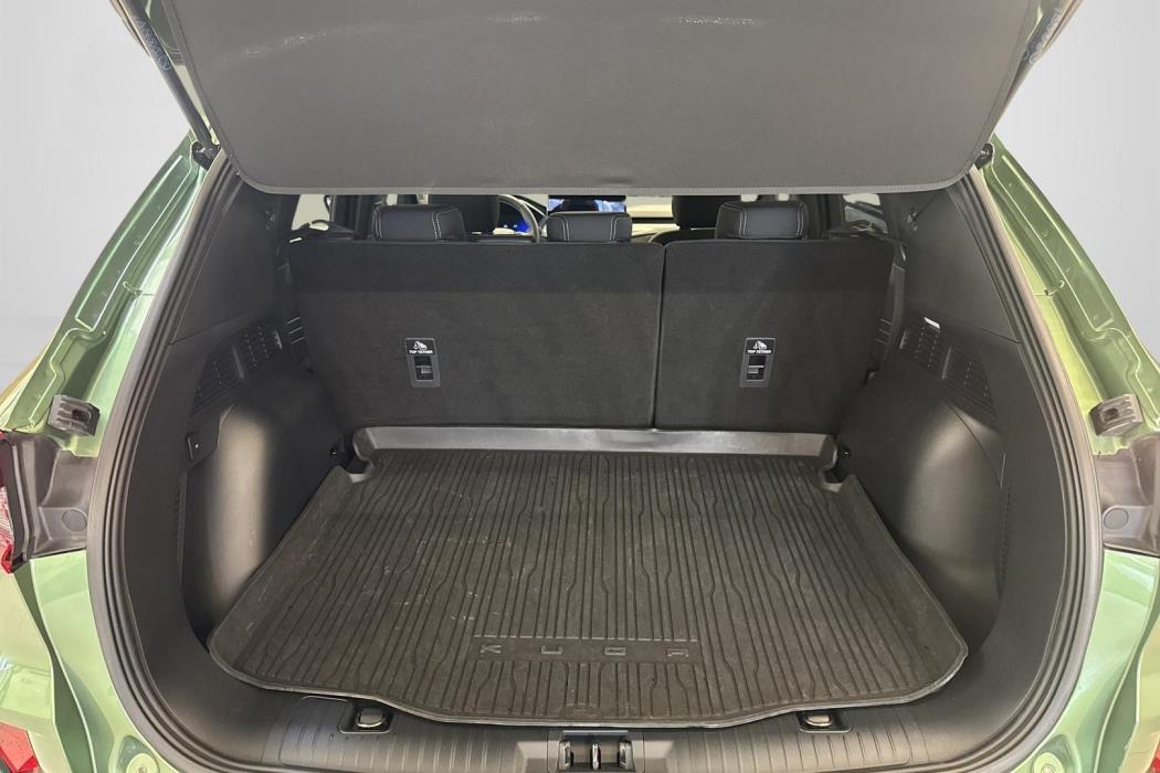 Ford Kuga 2025