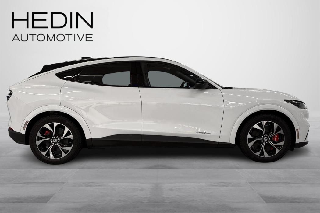 Ford Mustang Mach-E 2025